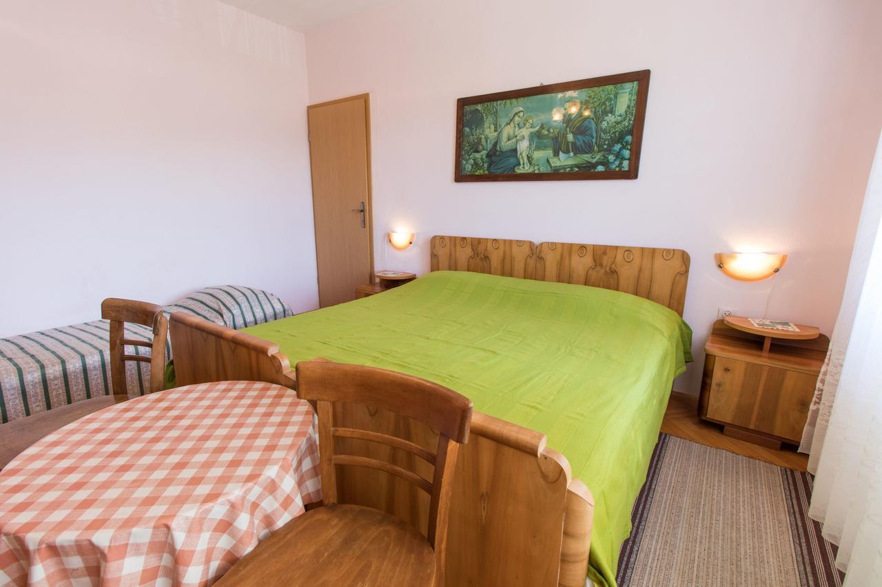Apartment Anton Cres Kültér fotó